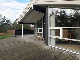 6 Person Holiday Home in Jerup