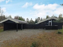 6 Person Holiday Home in Jerup