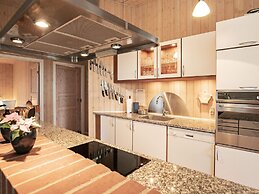 6 Person Holiday Home in Blavand