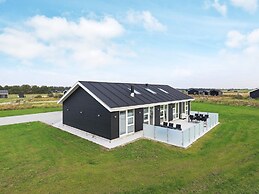 10 Person Holiday Home in Lokken