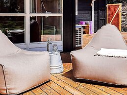 6 Person Holiday Home in Dannemare