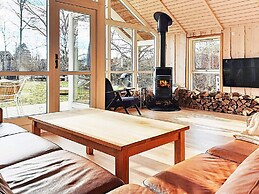 6 Person Holiday Home in Dannemare