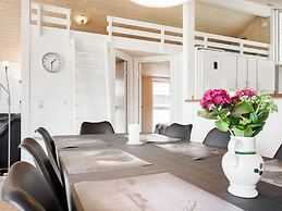 8 Person Holiday Home in Nexo-by Traum