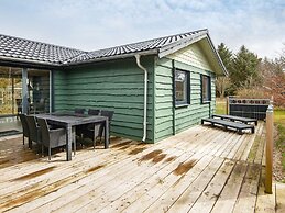 8 Person Holiday Home in Hemmet