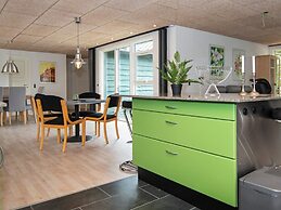 8 Person Holiday Home in Hemmet