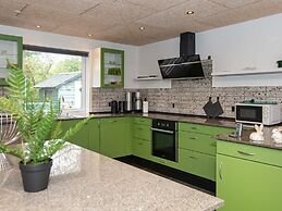 8 Person Holiday Home in Hemmet