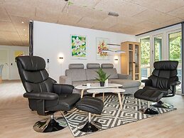 8 Person Holiday Home in Hemmet