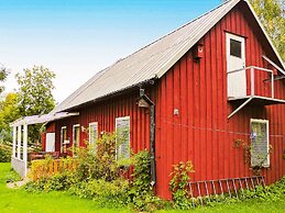 4 Person Holiday Home in Hogklint-by Traum