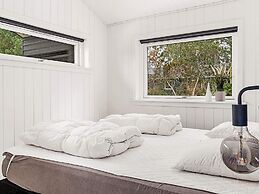 12 Person Holiday Home in Vaeggerlose