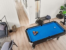 12 Person Holiday Home in Vaeggerlose