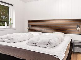 12 Person Holiday Home in Vaeggerlose