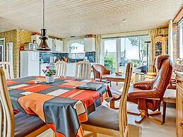 6 Person Holiday Home in Hadsund
