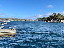 7 Person Holiday Home in Urangsvag