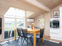 6 Person Holiday Home in Lemvig-by Traum
