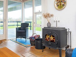 6 Person Holiday Home in Lemvig-by Traum