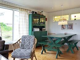 6 Person Holiday Home in Bovallstrand-by Traum