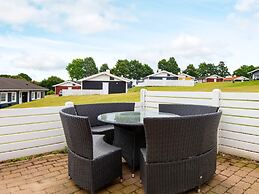 6 Person Holiday Home in Aabenraa-by Traum