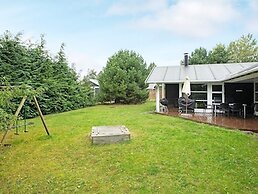 10 Person Holiday Home in Vaeggerlose-by Traum