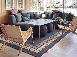 10 Person Holiday Home in Vaeggerlose-by Traum