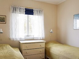 8 Person Holiday Home in Stromstad