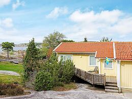 8 Person Holiday Home in Stromstad