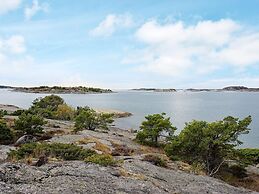 8 Person Holiday Home in Stromstad
