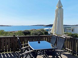12 Person Holiday Home in Lysekil-by Traum