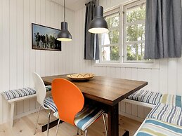 6 Person Holiday Home in Mern-by Traum