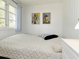 6 Person Holiday Home in Mern-by Traum