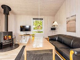 6 Person Holiday Home in Lokken-by Traum