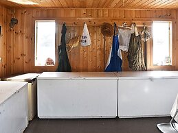 6 Person Holiday Home in Bud-by Traum