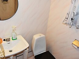 6 Person Holiday Home in Bud-by Traum