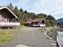 6 Person Holiday Home in Bud-by Traum