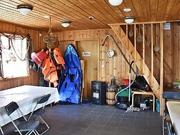 6 Person Holiday Home in Bud-by Traum