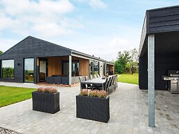 10 Person Holiday Home in Vinderup-by Traum