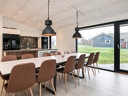 10 Person Holiday Home in Vinderup-by Traum
