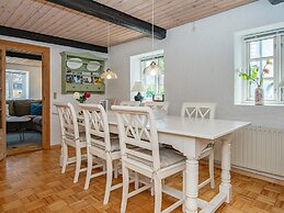 8 Person Holiday Home in Hojer