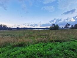 Luxury Lakeside Retreat-by Traum