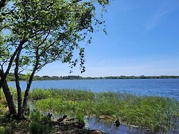 Luxury Lakeside Retreat-by Traum