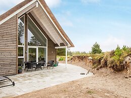 6 Person Holiday Home in Romo-by Traum