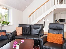 6 Person Holiday Home in Romo-by Traum