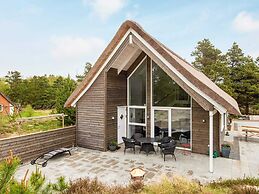6 Person Holiday Home in Romo-by Traum
