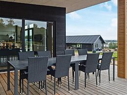 8 Person Holiday Home in Sjolund-by Traum