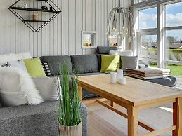 6 Person Holiday Home in Egernsund