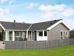 7 Person Holiday Home in Hadsund