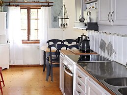 3 Person Holiday Home in Mellerud-by Traum