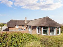 10 Person Holiday Home in Ringkobing