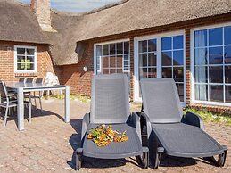 10 Person Holiday Home in Ringkobing