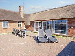 10 Person Holiday Home in Ringkobing