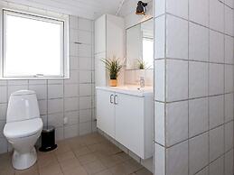 10 Person Holiday Home in Ringkobing